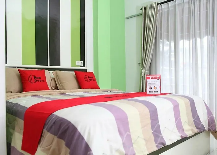 Reddoorz Plus @ Talaga Bodas
